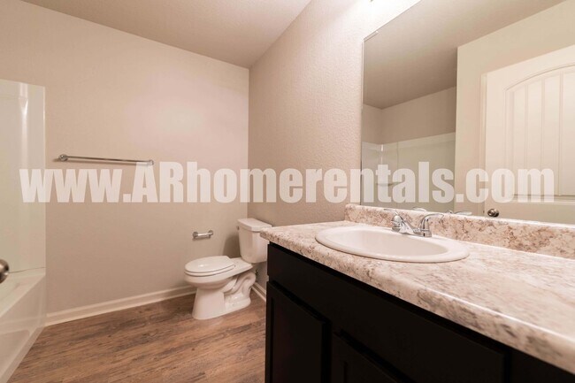 Building Photo - 1140 Rockwell Dr