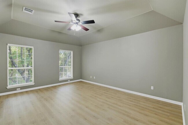 Building Photo - 2913 Winchester Dr