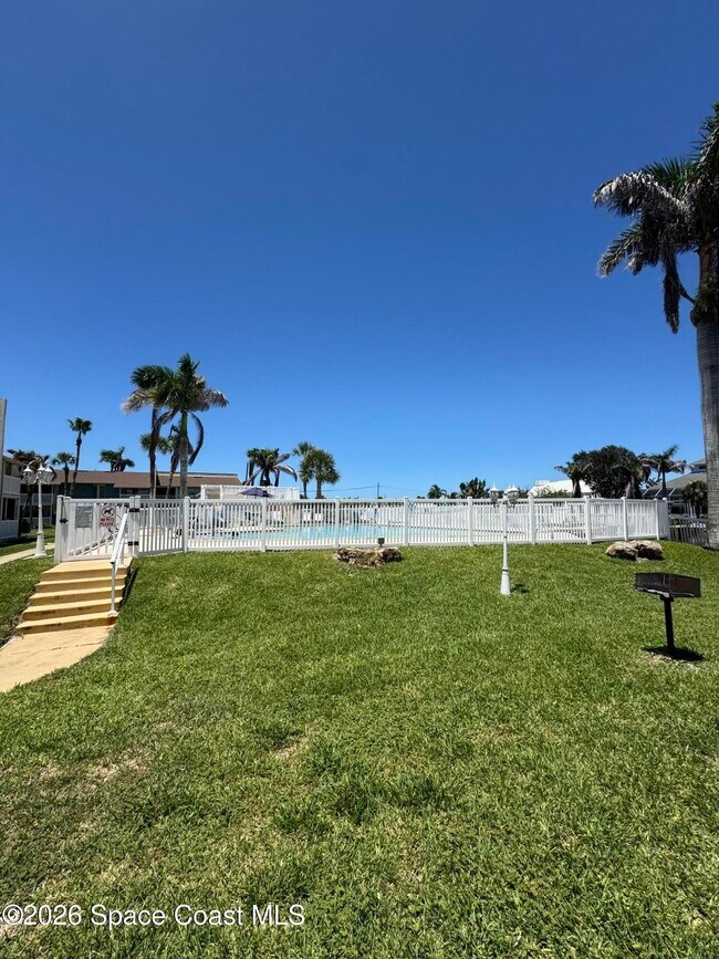 Building Photo - 250 N Banana River Dr