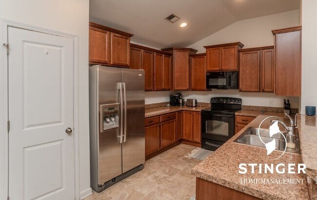 Building Photo - 22 Oleander Dr
