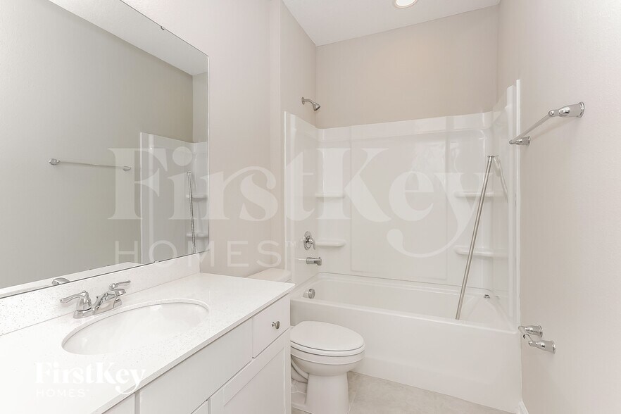 Building Photo - 75318 Plumbago Trce