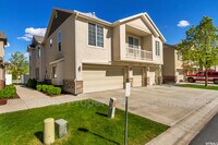 Building Photo - 548 Walton Dr