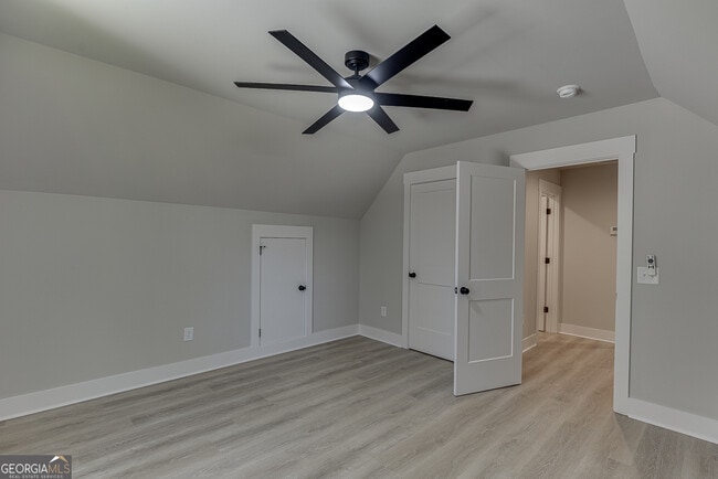 Building Photo - 110 Rains Rd