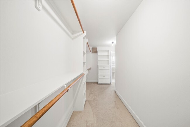 Building Photo - 3726 Main Poplar Dr