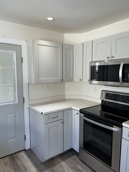 Building Photo - 229 W Ohio St