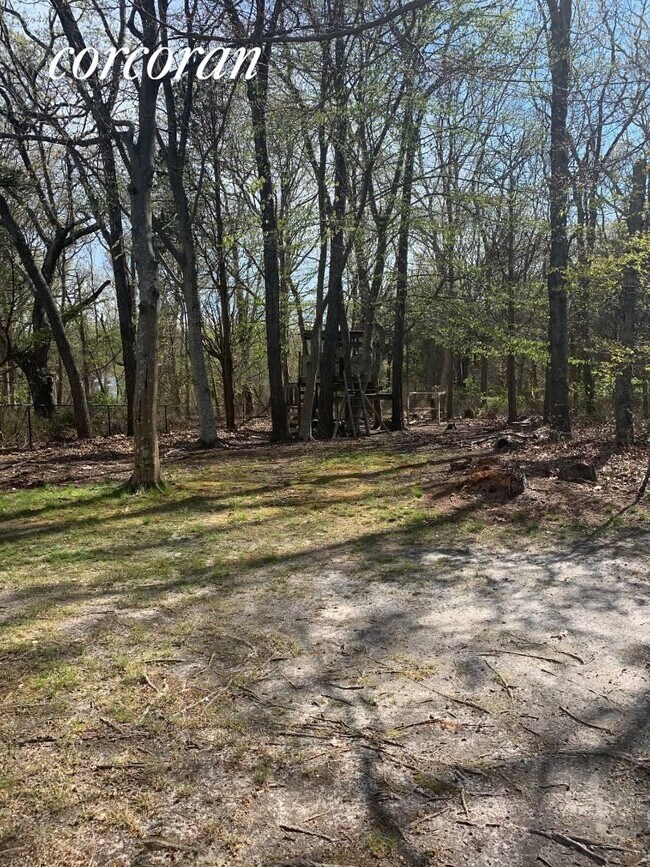Primary Photo - 2590 Cox Neck Rd