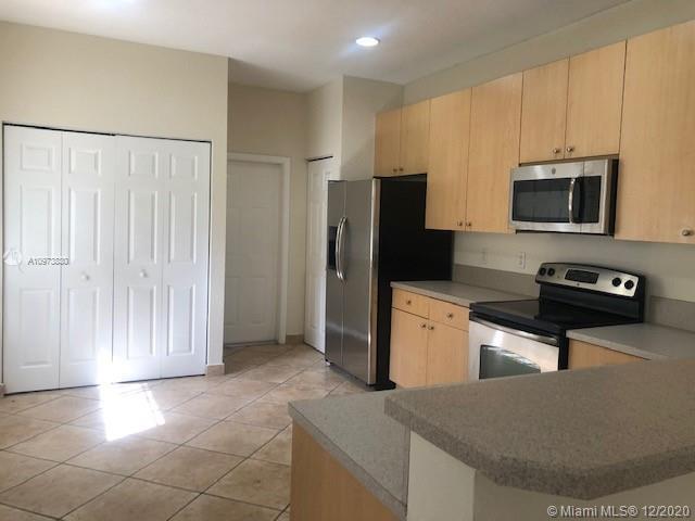 Building Photo - 4302 Vineyard Cir