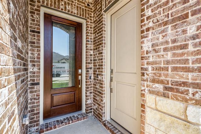 Building Photo - 8129 Lindheimer Ln