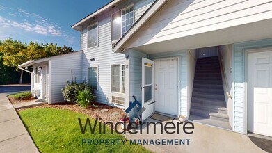 Building Photo - Stonecreek