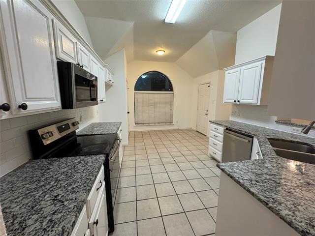 Building Photo - 6611 Rockdale Rd