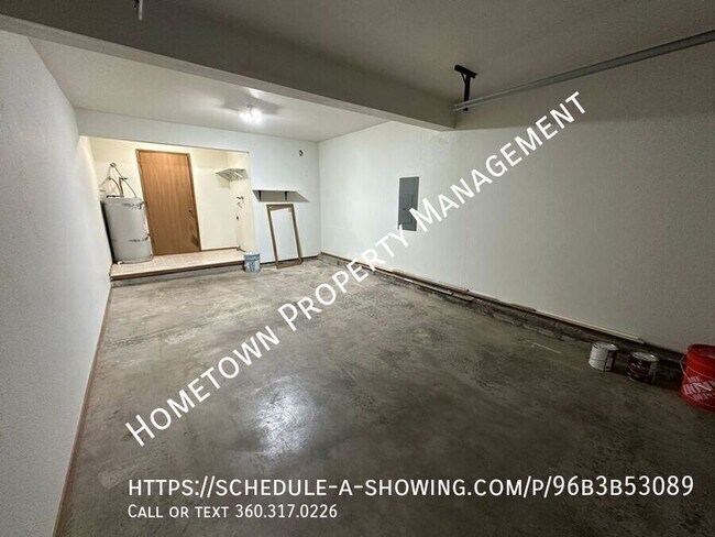Building Photo - 1606 Sulky Dr SE