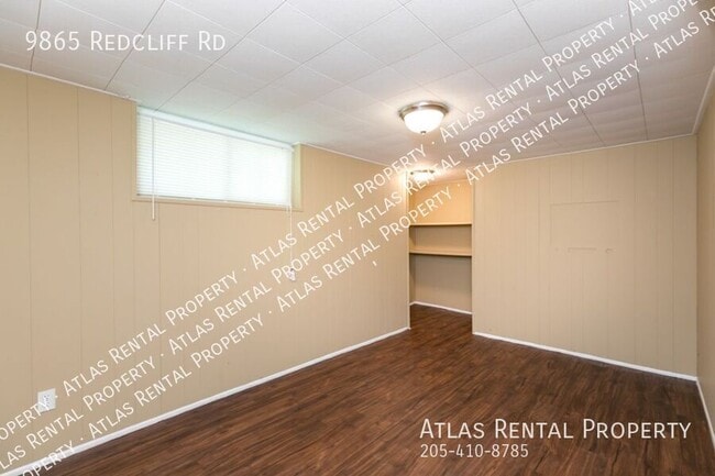Building Photo - 9865 Redcliff Rd