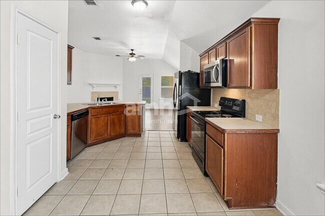 Building Photo - 12232 Lamington Dr