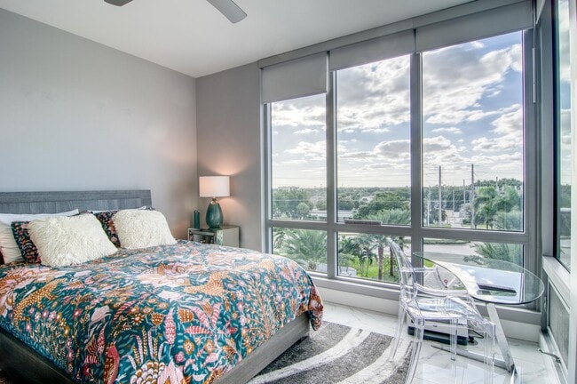 Building Photo - 1 Water Clb Wy