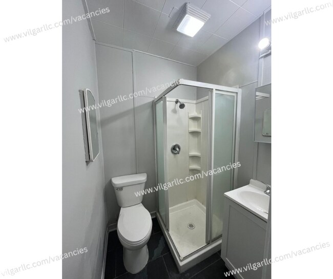 Building Photo - 5044 Olcott Ave