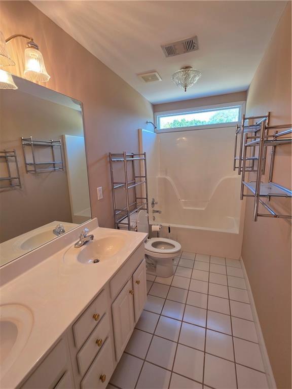 Building Photo - 2590 Harbin Springs Cove