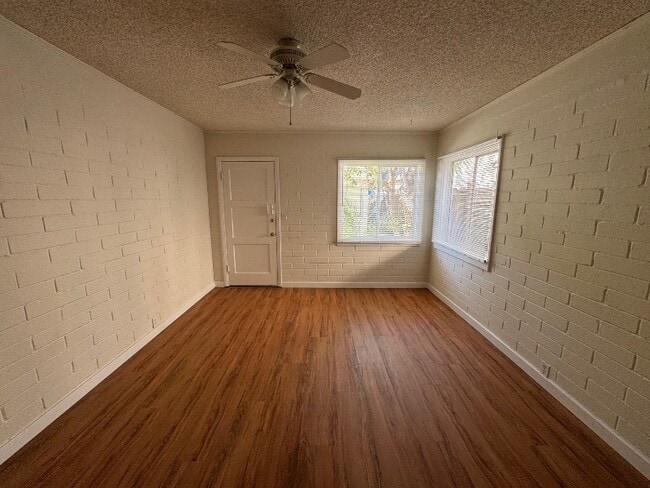 Building Photo - 2305 Lomita Blvd