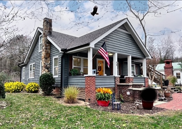 Primary Photo - 59 Bleckley Dr