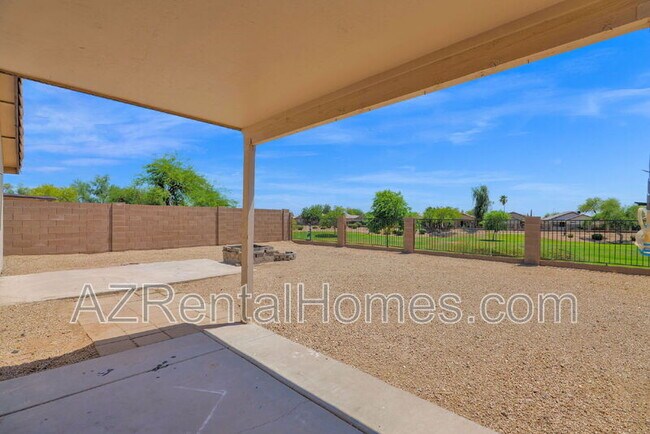 Building Photo - 987 E Santa Cruz Ln