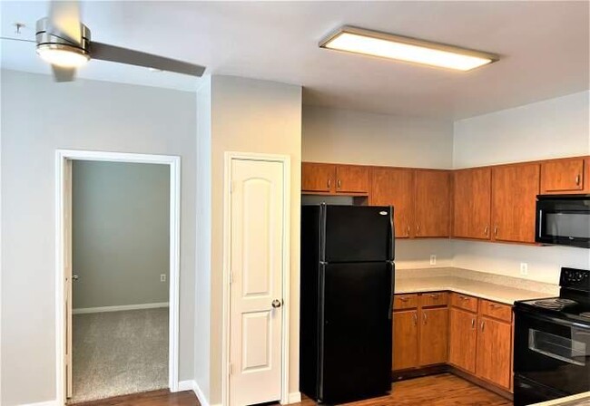 Building Photo - 1 bedroom in Houston TX 77090