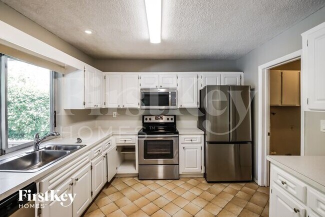 Building Photo - 1826 NW 85th Dr