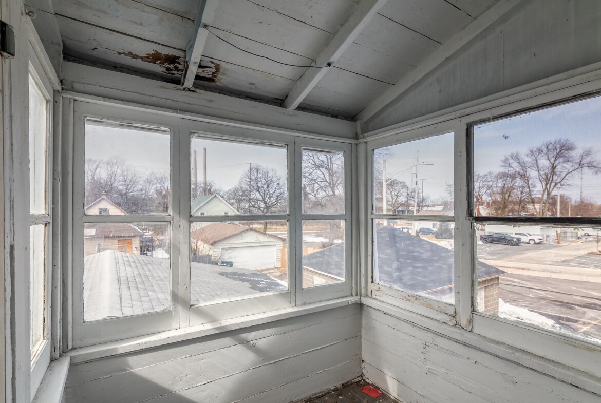 Building Photo - 1610 S Cedar St