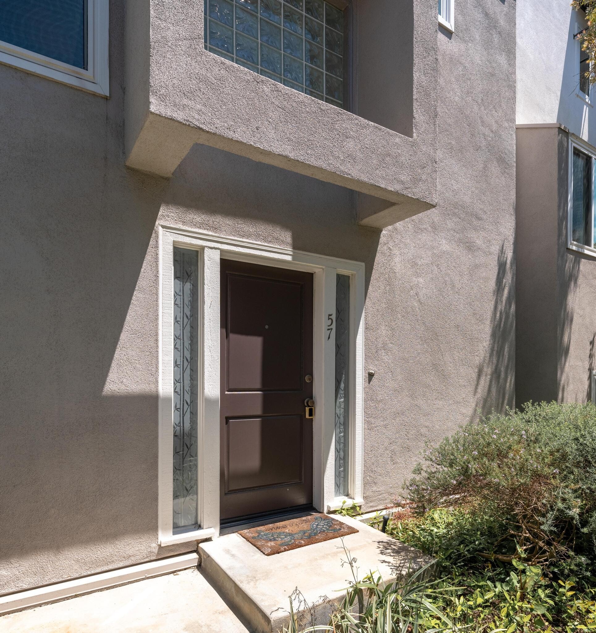 Building Photo - 501 Herondo St