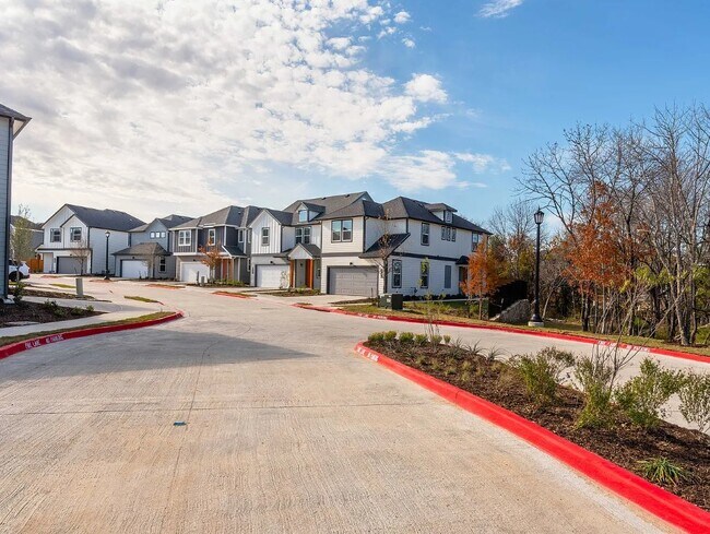 Building Photo - 3901 James Pitts Dr