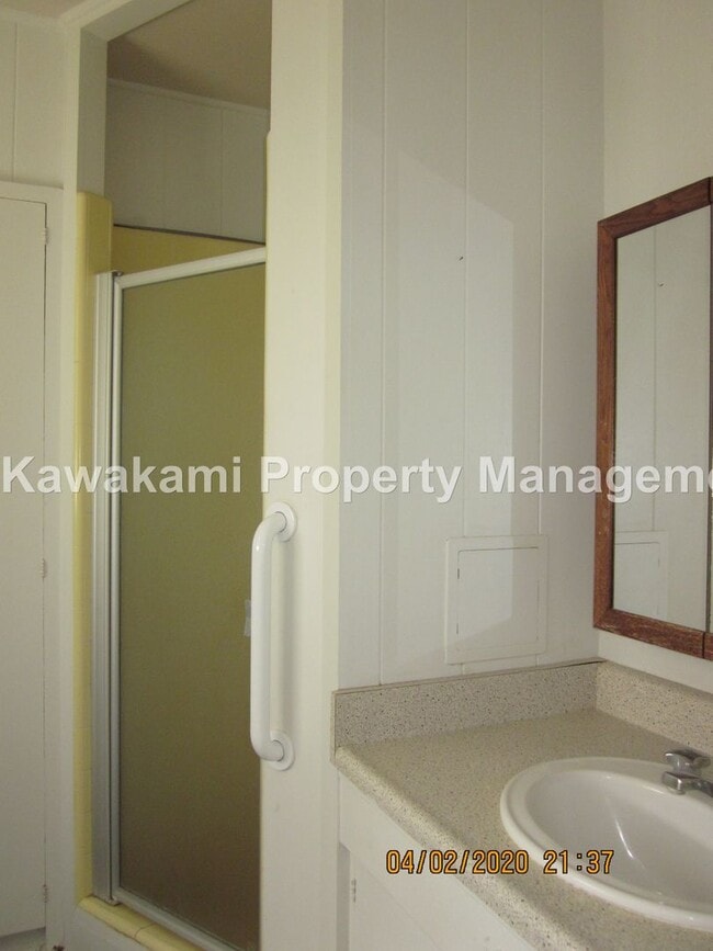 Building Photo - 5537 Haleola St