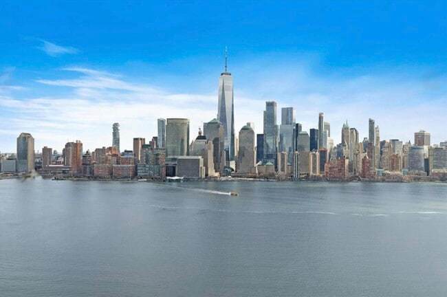 Building Photo - 99 Hudson St