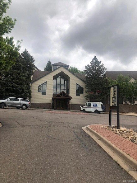 Building Photo - 6380 S Boston St