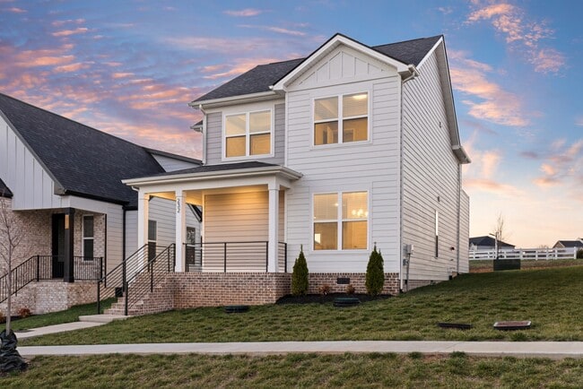 Building Photo - 232 Franklin St