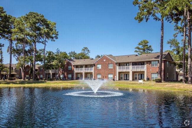 Building Photo - Lakeview Apartments