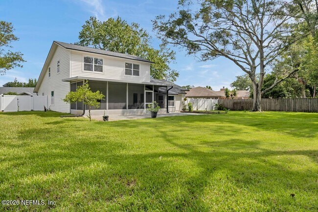 Building Photo - 14352 Crystal Cove Dr S