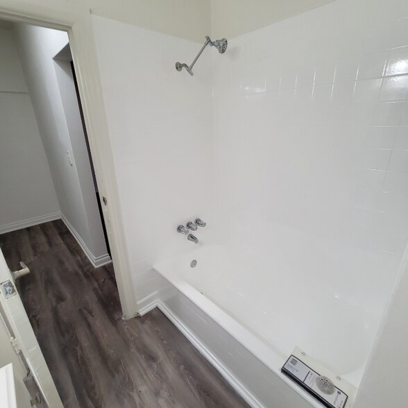 Building Photo - 1525 Cassil Pl