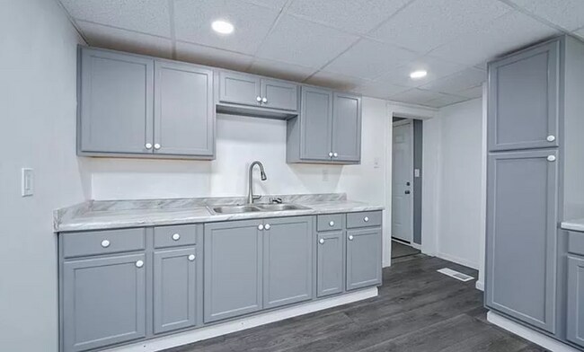 Building Photo - 10 E Berkeley St