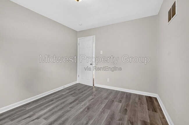 Building Photo - 1237 Fairview Ave