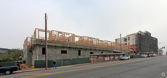 Primary Photo - Boyle Hotel Apartments