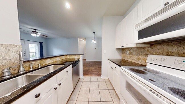 Building Photo - Condos at Mill Creek