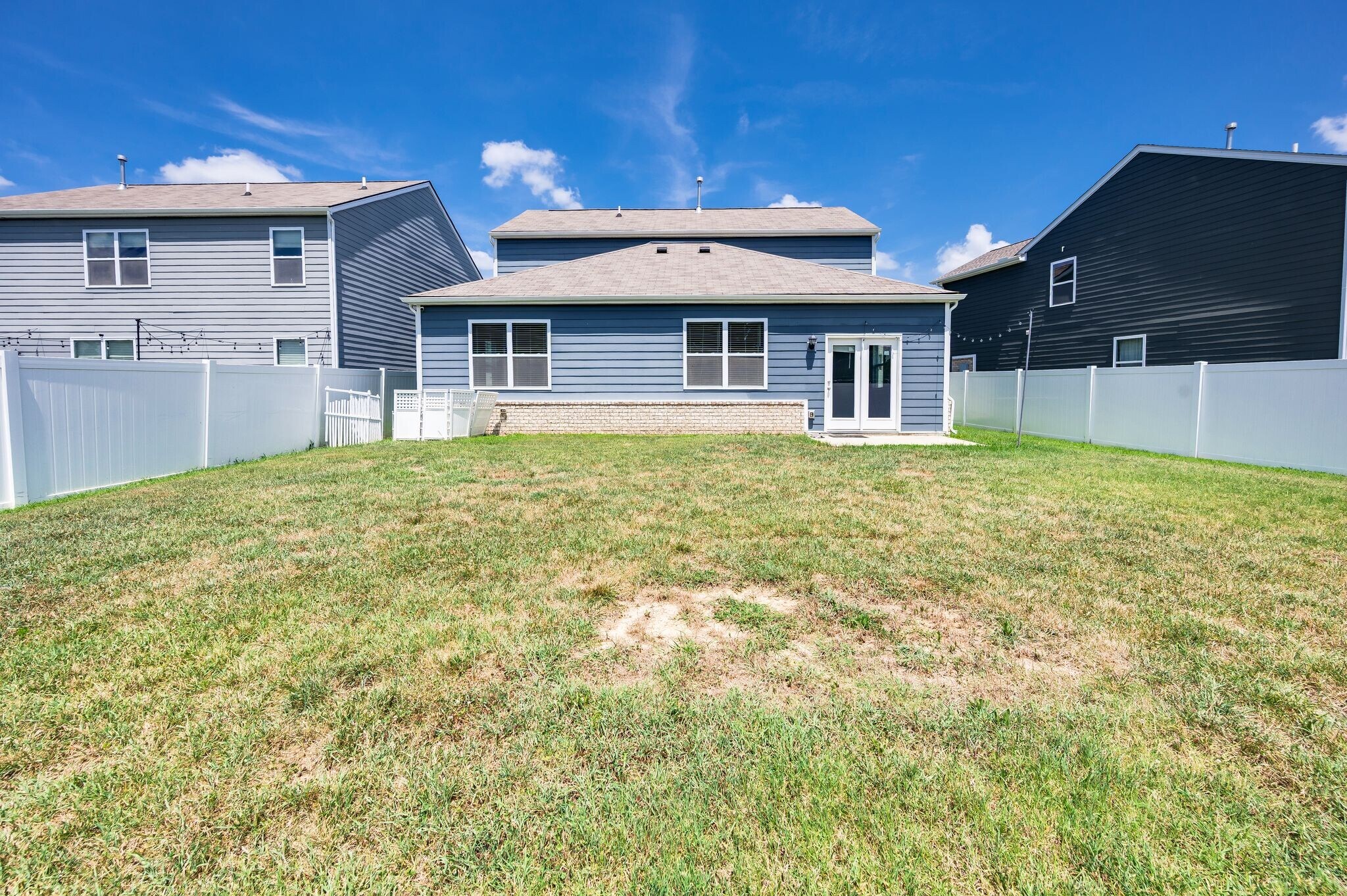 Building Photo - 7277 Sunny Parks Dr