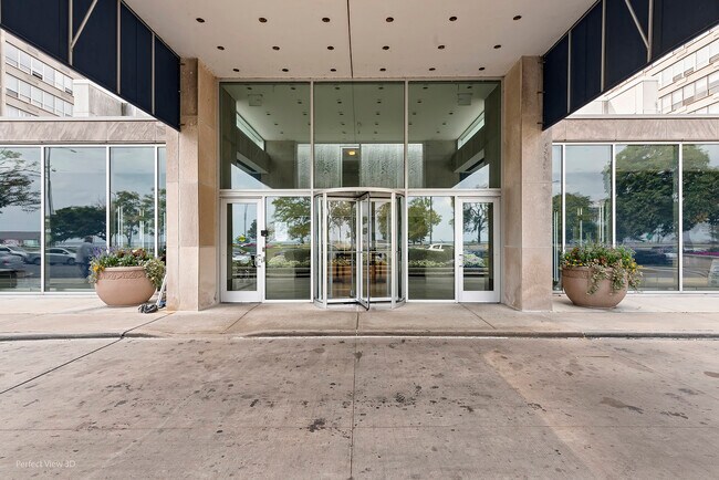 Building Photo - 4800 S Chicago Beach Dr