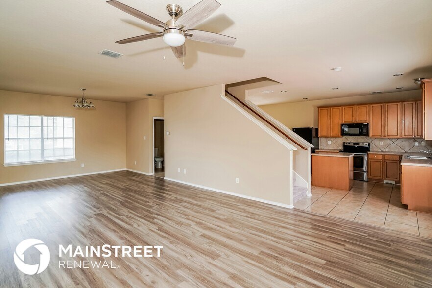 Building Photo - 3823 Copinsay Ave