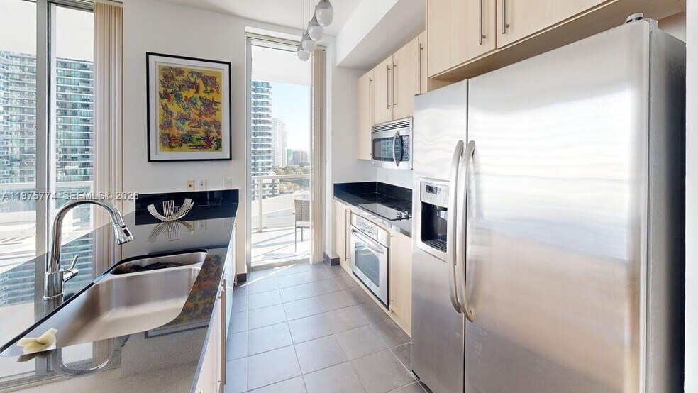 Building Photo - 79 SW 12th St