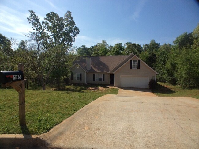 Building Photo - Very Nice 3 Bedroom Home located in Jackson!