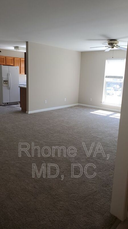 Building Photo - 1129 Huntmaster Terrace NE