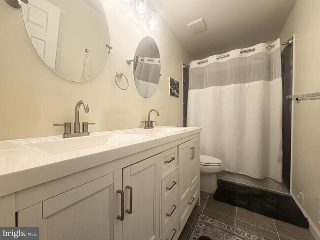 Building Photo - 1703 Aldin Ct