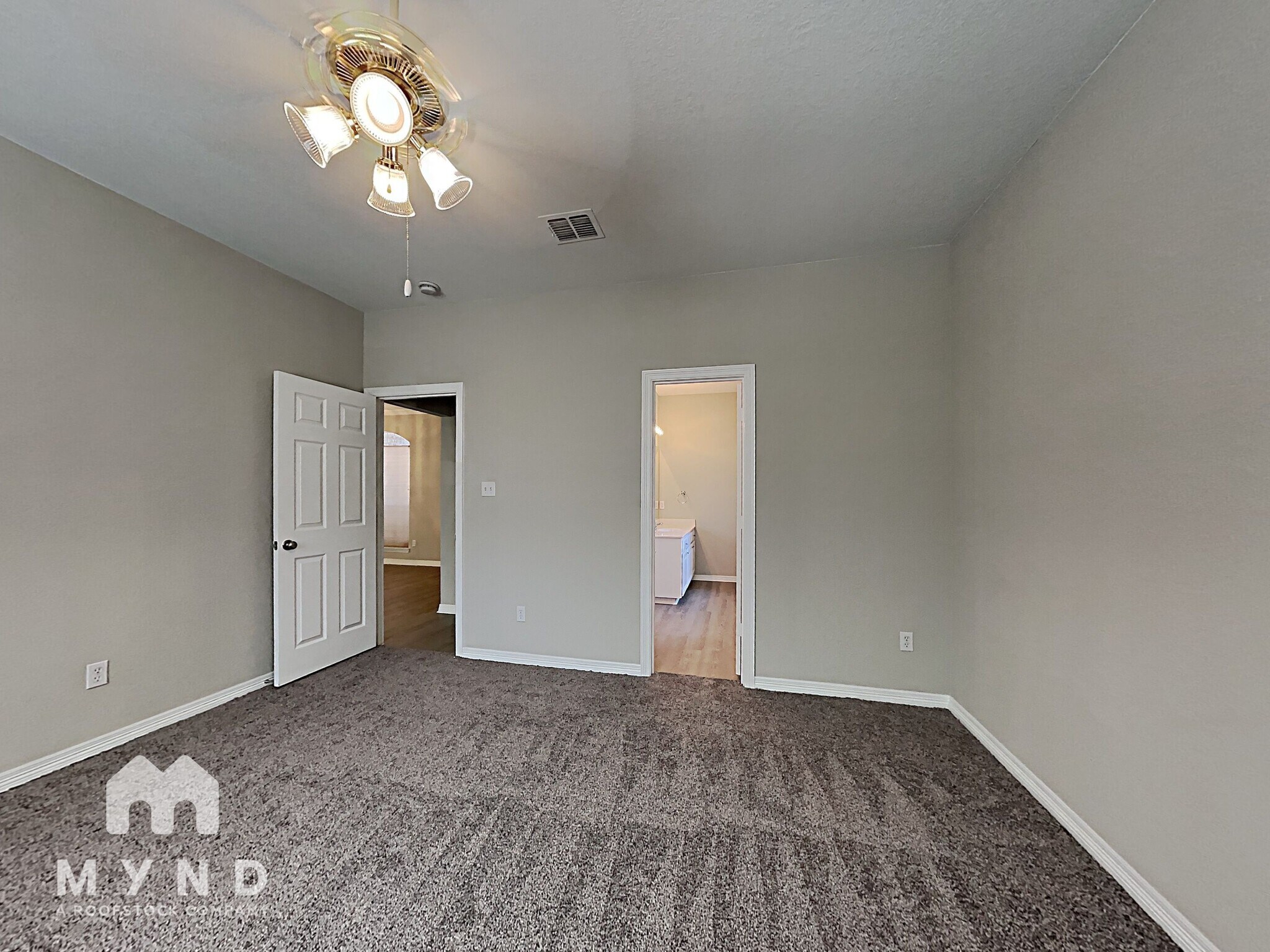 Building Photo - 2209 Country Brook Dr