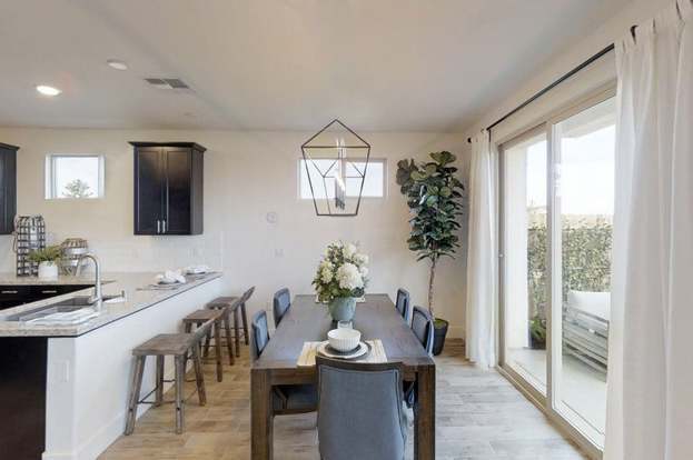 Building Photo - 10585 Tenor Way