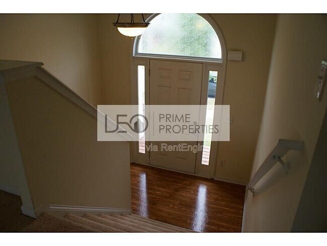 Building Photo - 3168 Meadow Point Dr