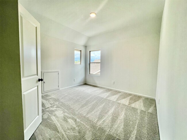 Building Photo - 17771 Misty Brk Ln